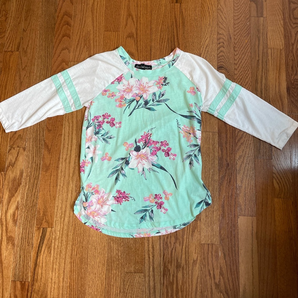 Comfortable shirt sleeved shirt